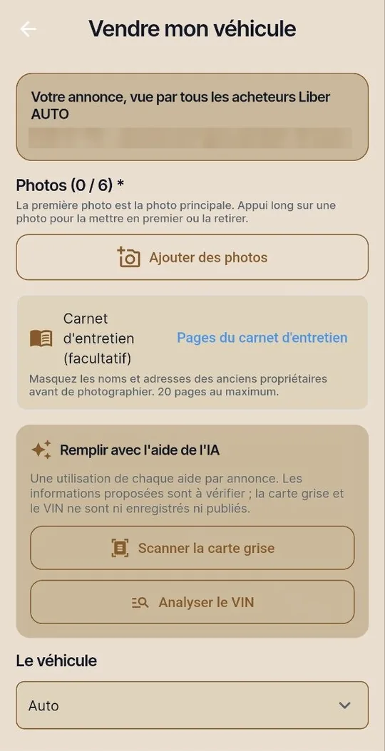 Écran Vendre mon véhicule : photos, carnet d'entretien et remplissage avec l'aide de l'IA (carte grise, VIN)